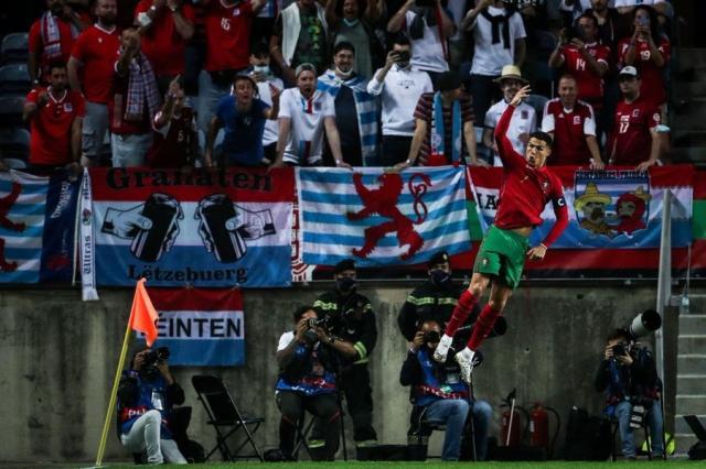 1634079602722090234.jpg FBhWjzXXsAgzQ6N.jpg